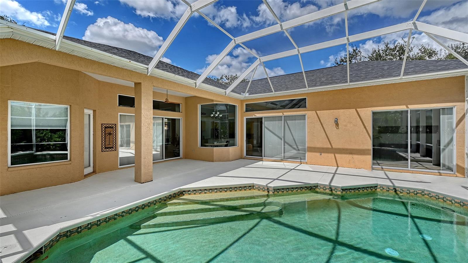 CHARLESTON POINTE PH A AT UNIV PLACE - Residential