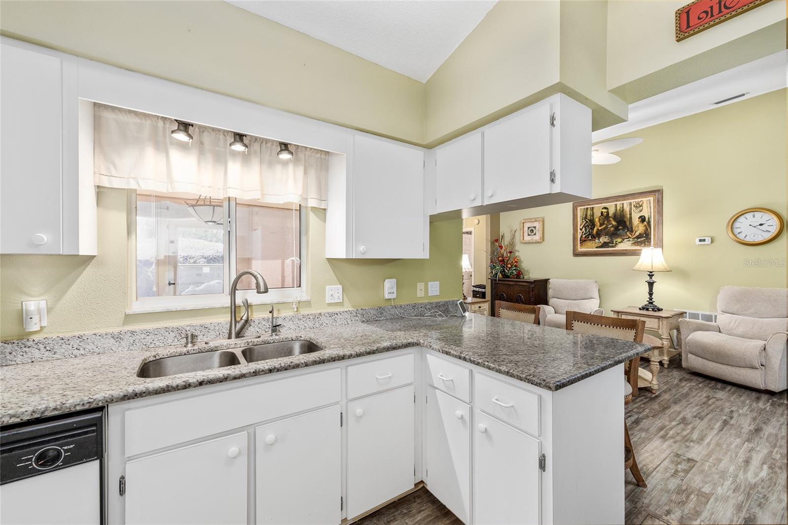 OCALA PALMS - Residential