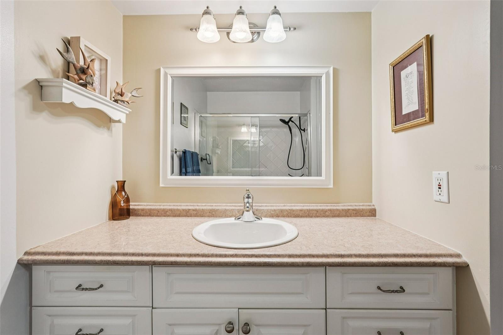 STRATHMORE VILLAGE GREEN - Residential