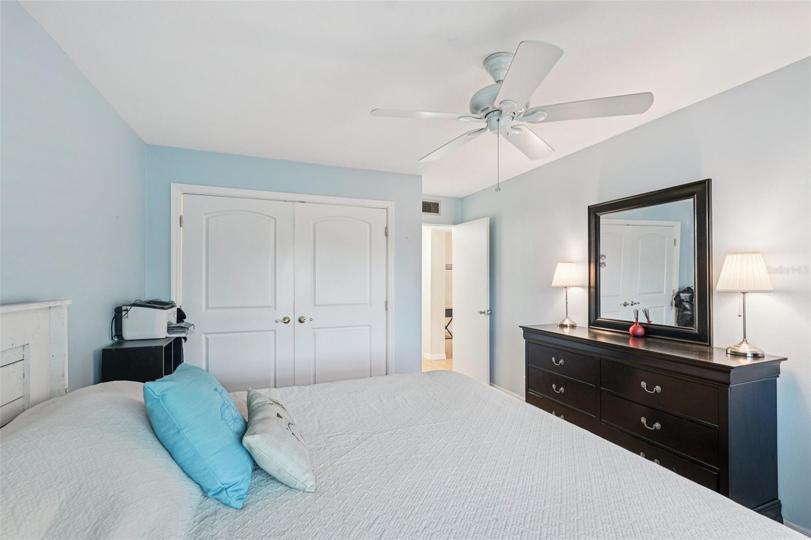 STRATHMORE VILLAGE GREEN - Residential