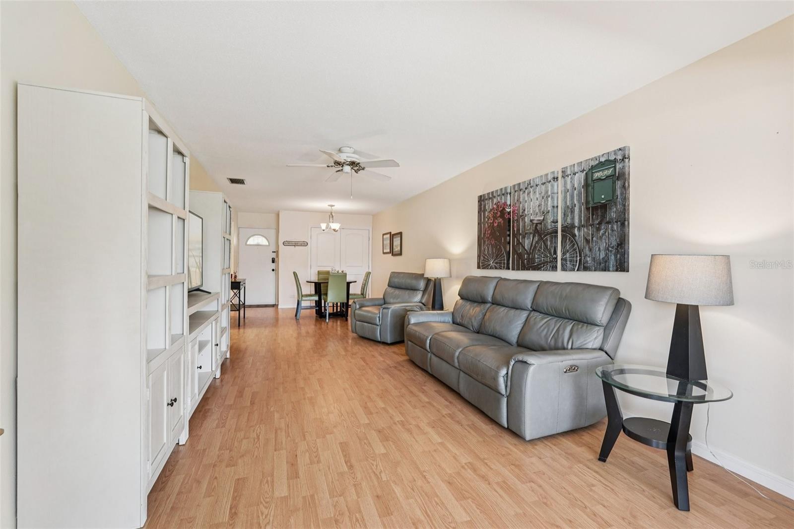 3900 ROXANE BOULEVARD 8B