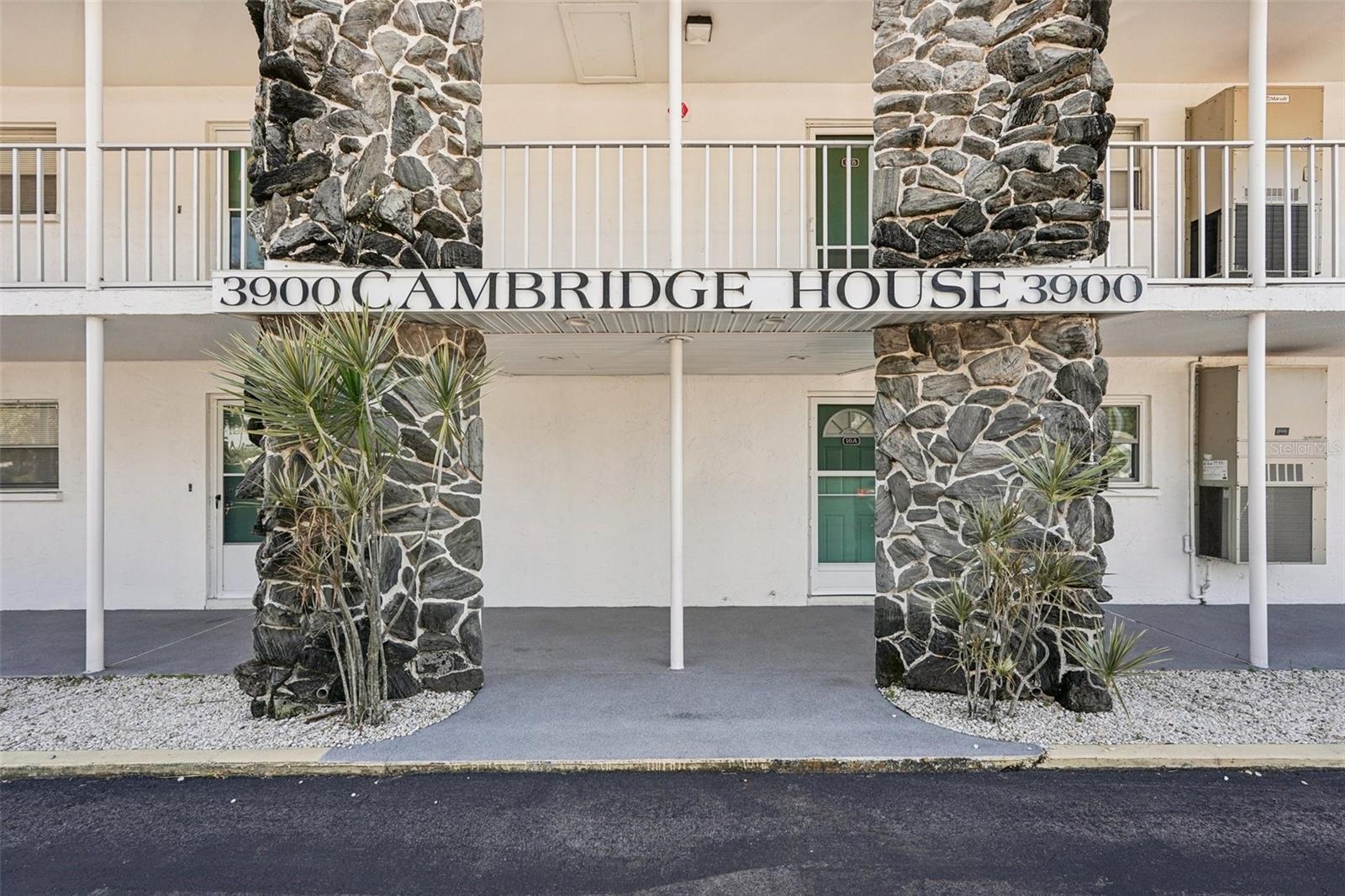 3900 ROXANE BOULEVARD 8B