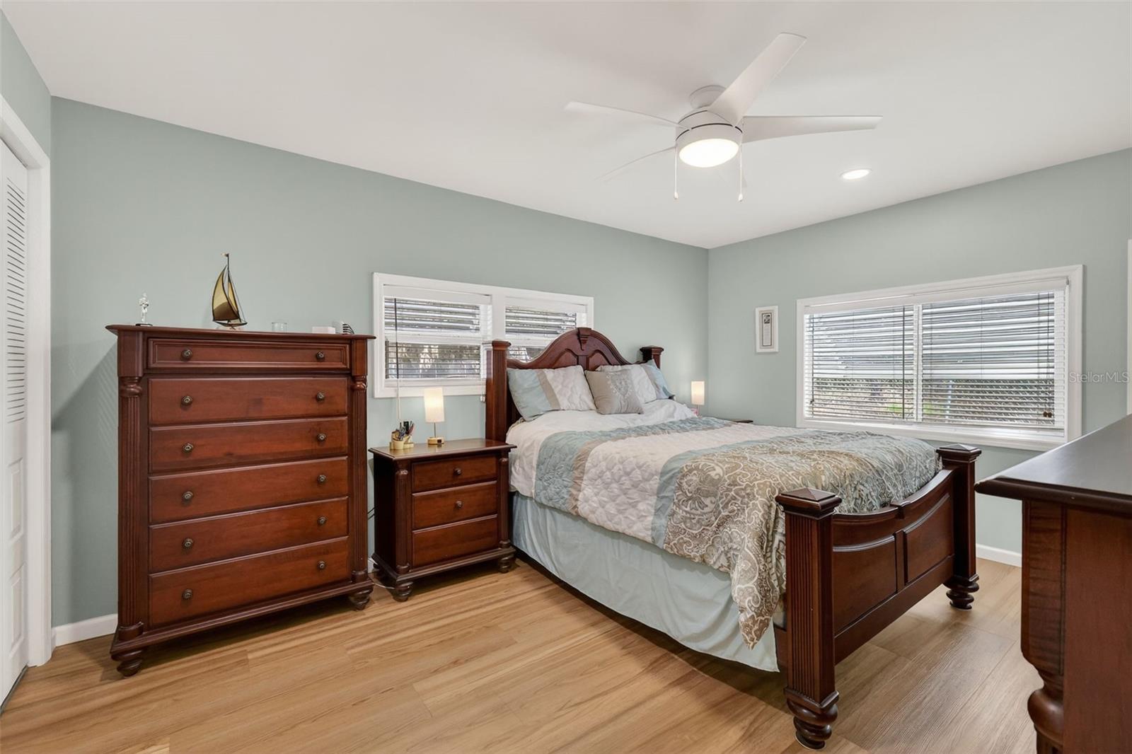 HAWTHORNE AT LEESBURG A COOP - Residential