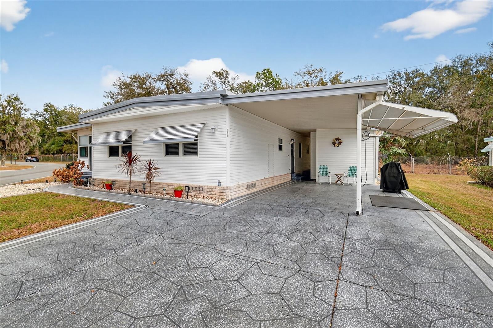 HAWTHORNE AT LEESBURG A COOP - Residential