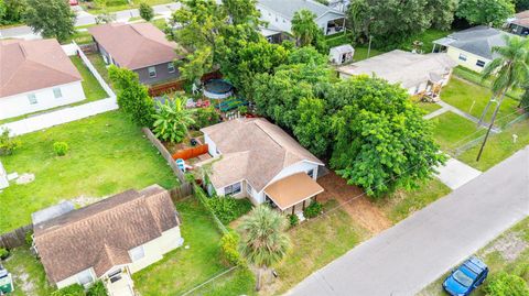 A home in TAMPA