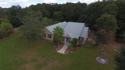 A home in GROVELAND