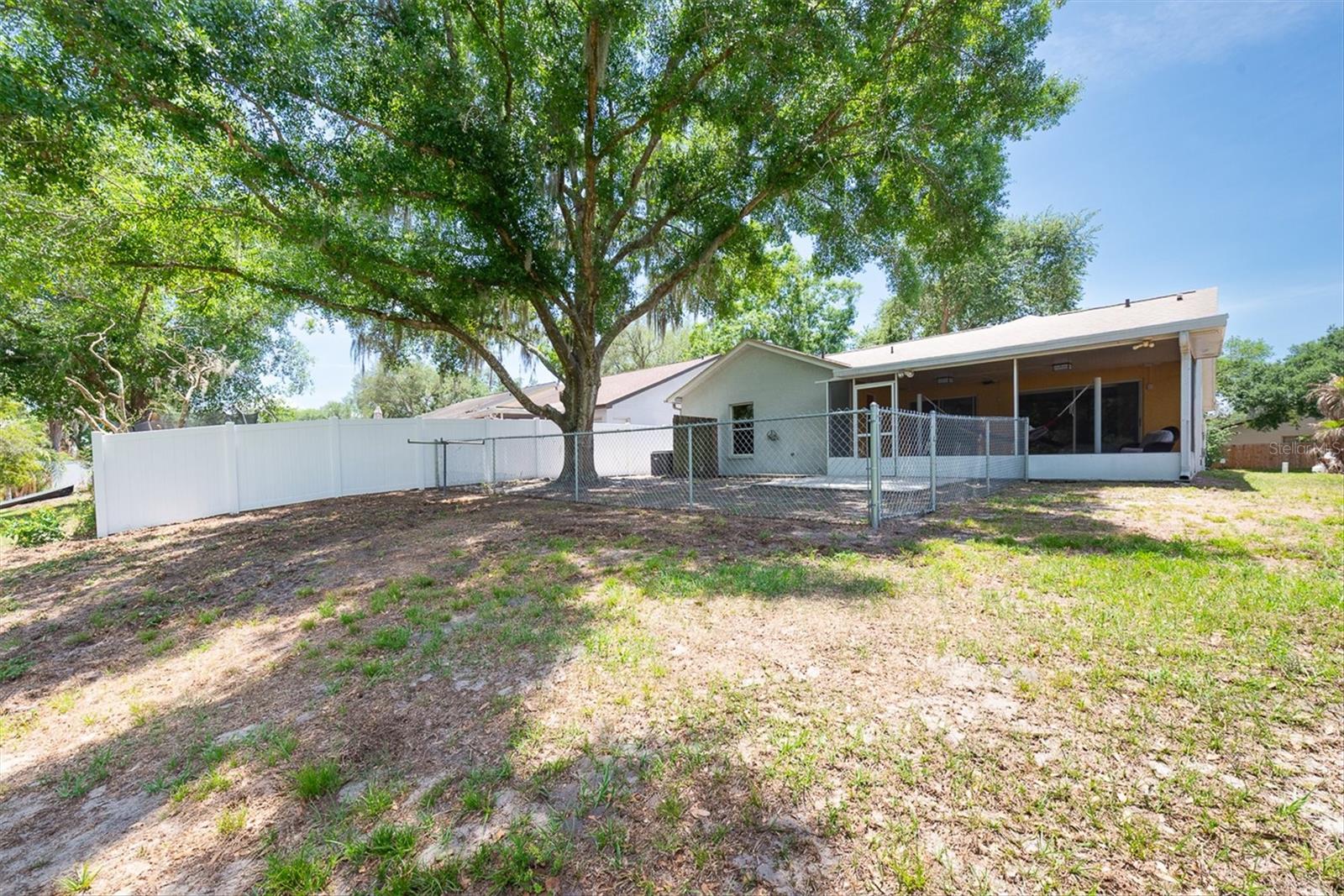 OAKDALE RIVERVIEW ESTATES UN 3 - Residential