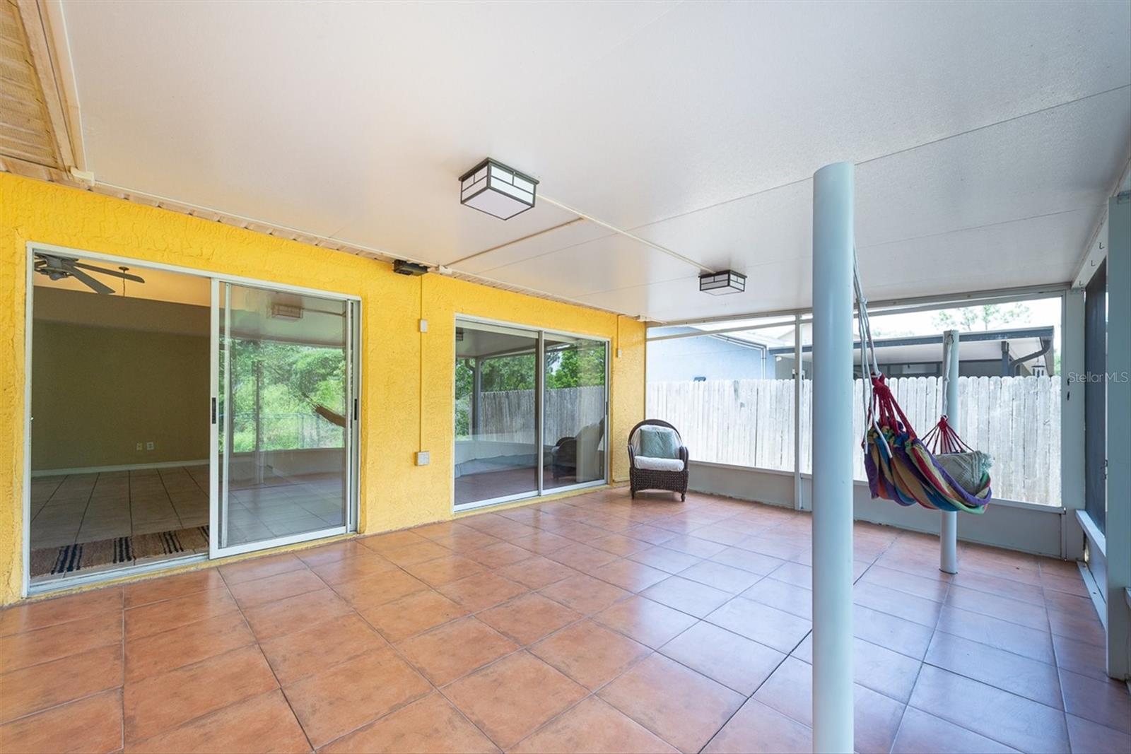 OAKDALE RIVERVIEW ESTATES UN 3 - Residential