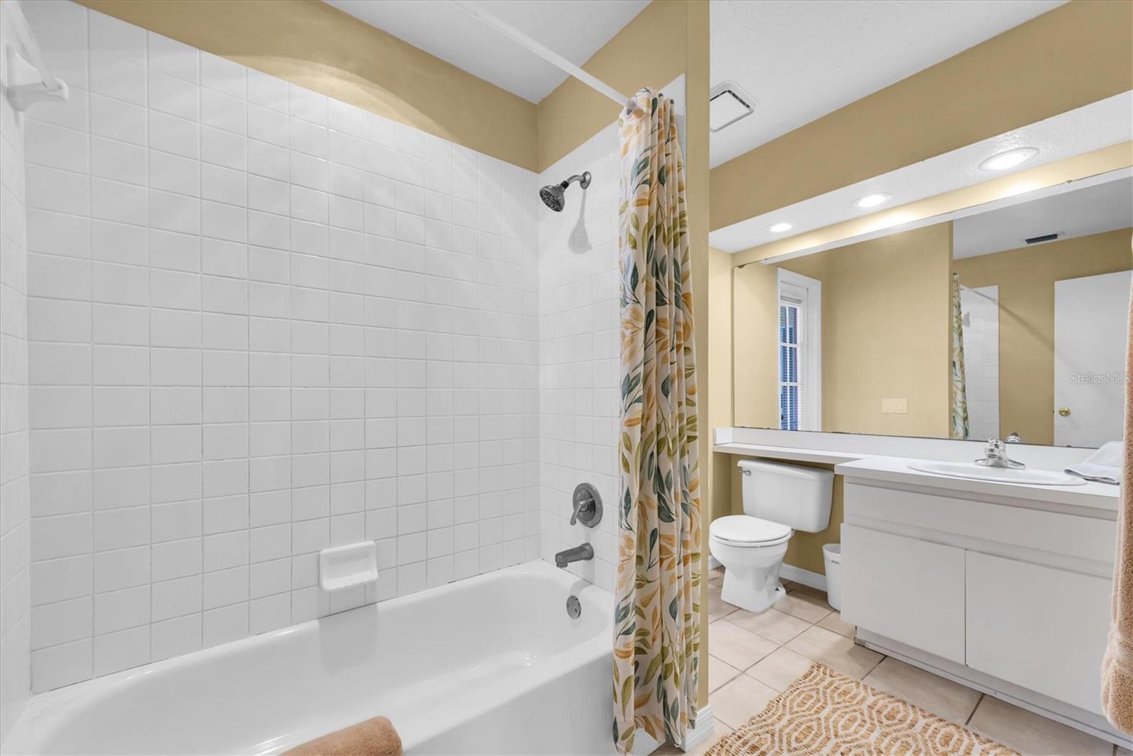 OAKDALE RIVERVIEW ESTATES UN 3 - Residential