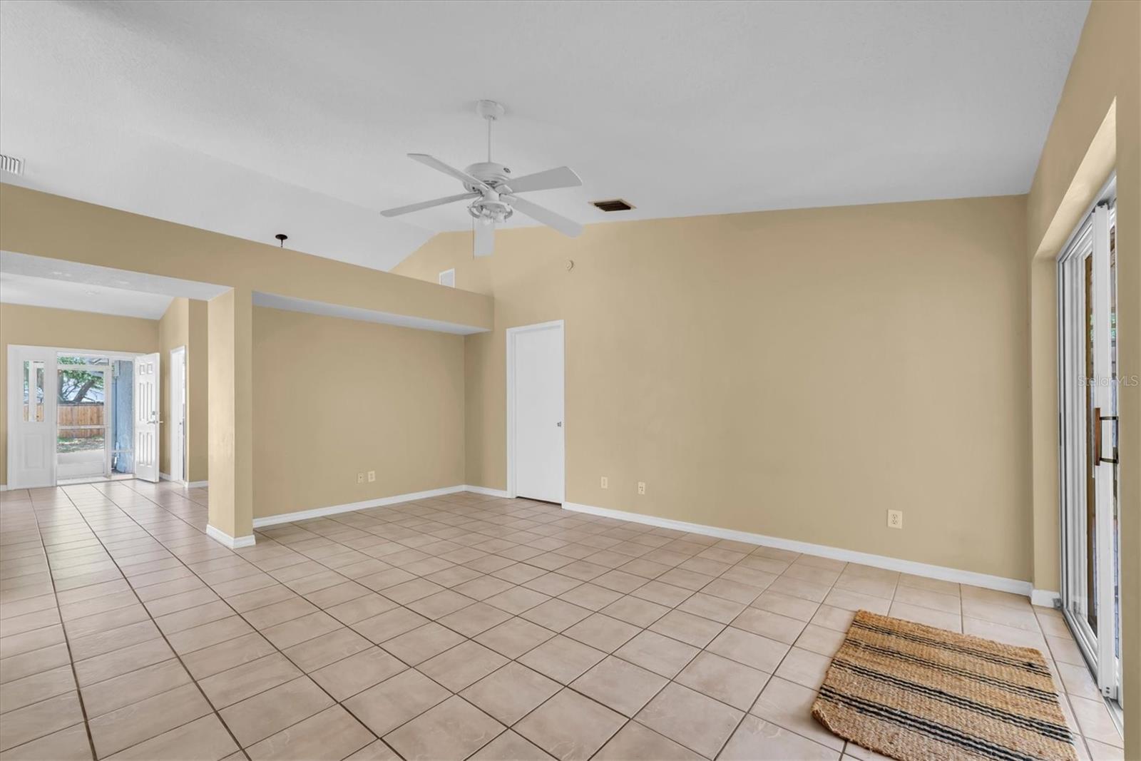 OAKDALE RIVERVIEW ESTATES UN 3 - Residential