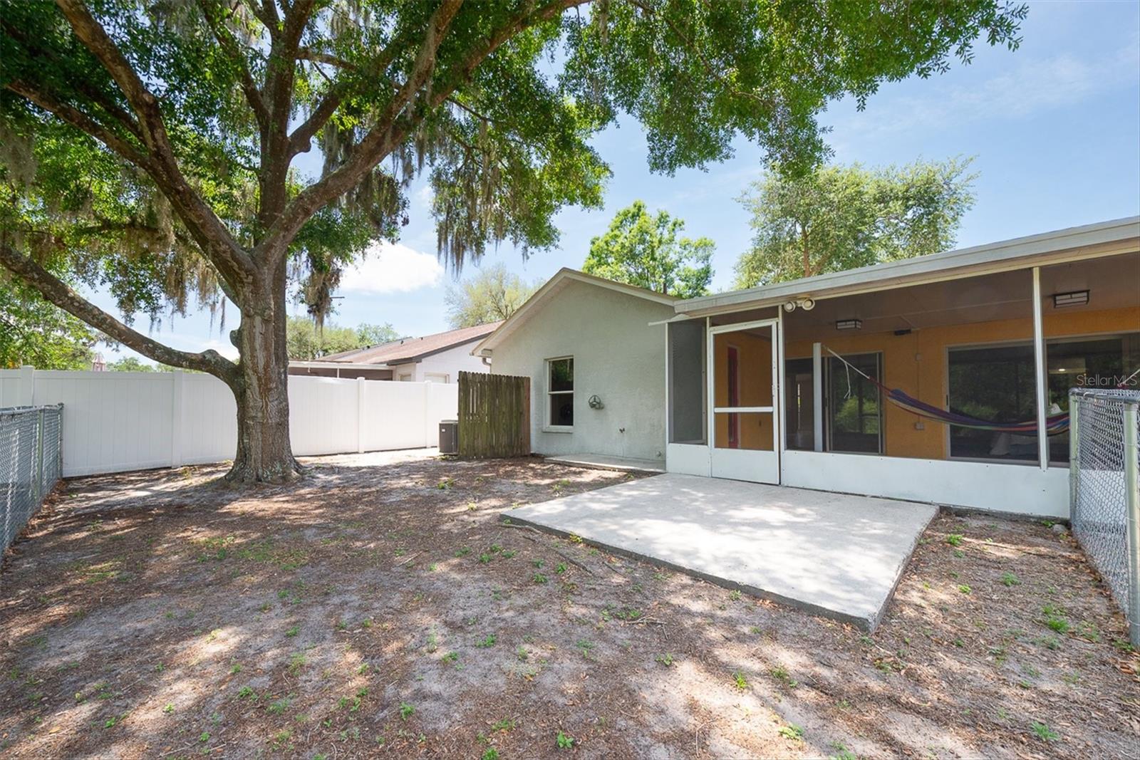 OAKDALE RIVERVIEW ESTATES UN 3 - Residential
