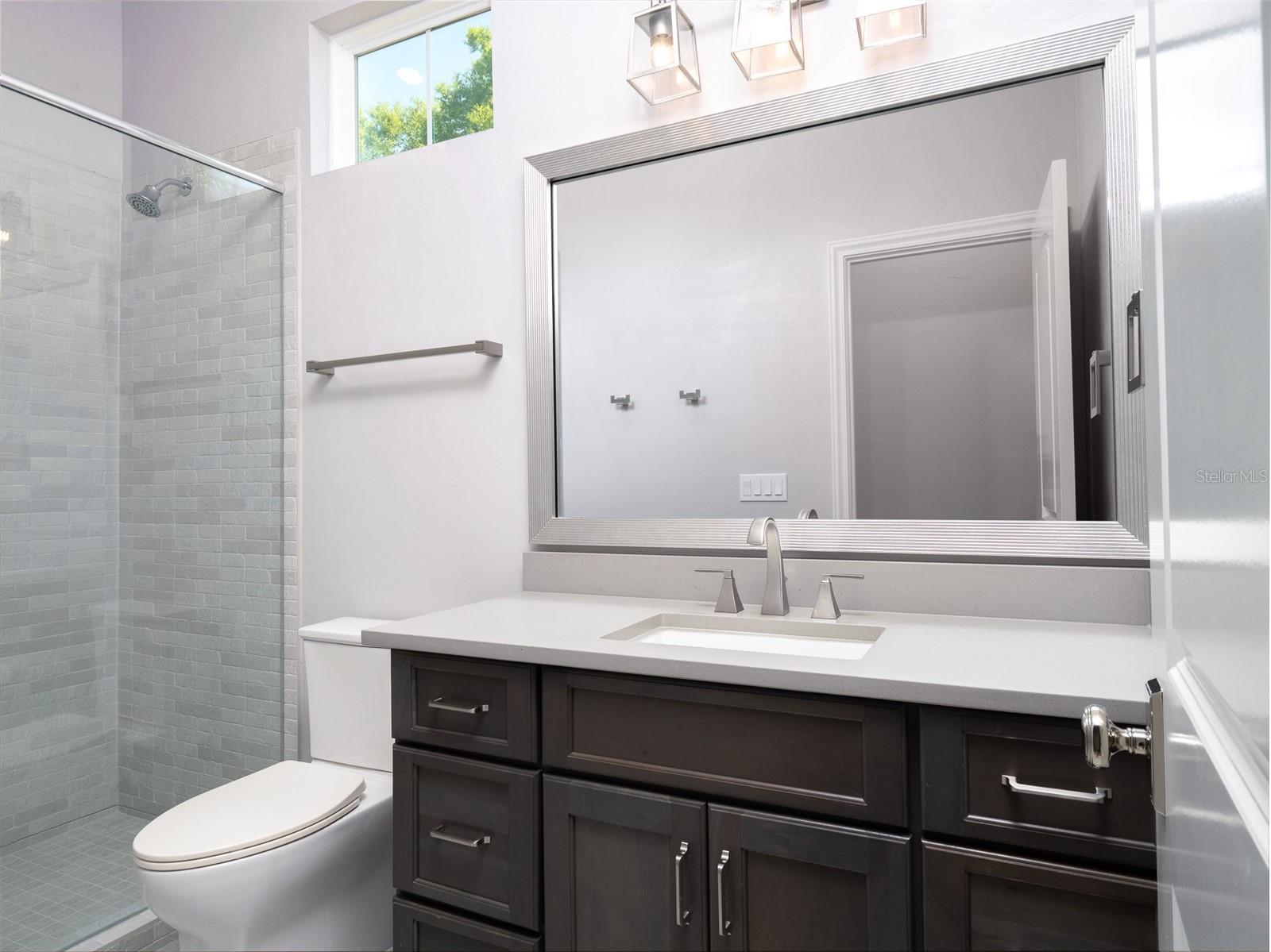 OAKMONT PH 2 PB 32 PG 30 - Residential