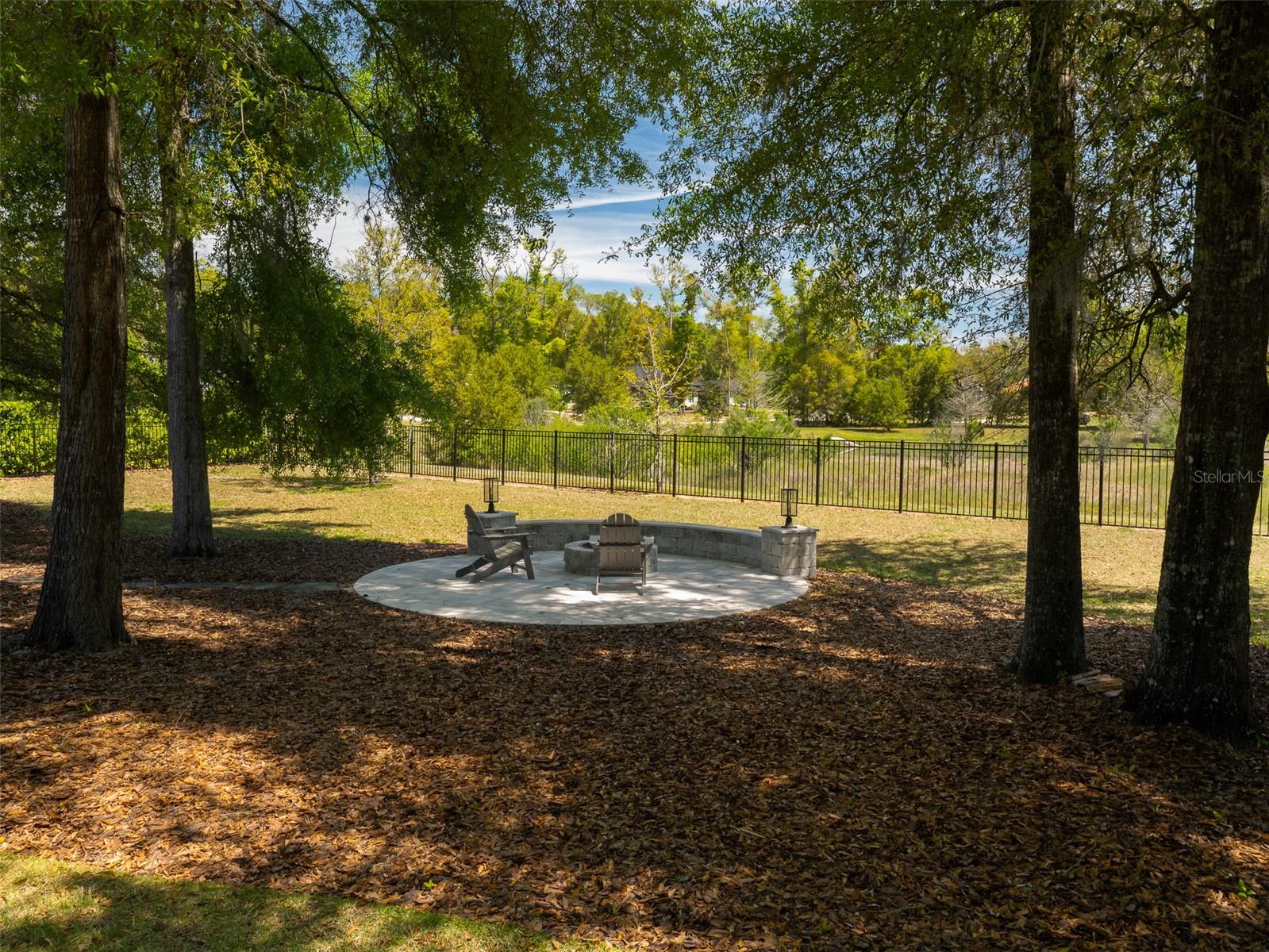 OAKMONT PH 2 PB 32 PG 30 - Residential