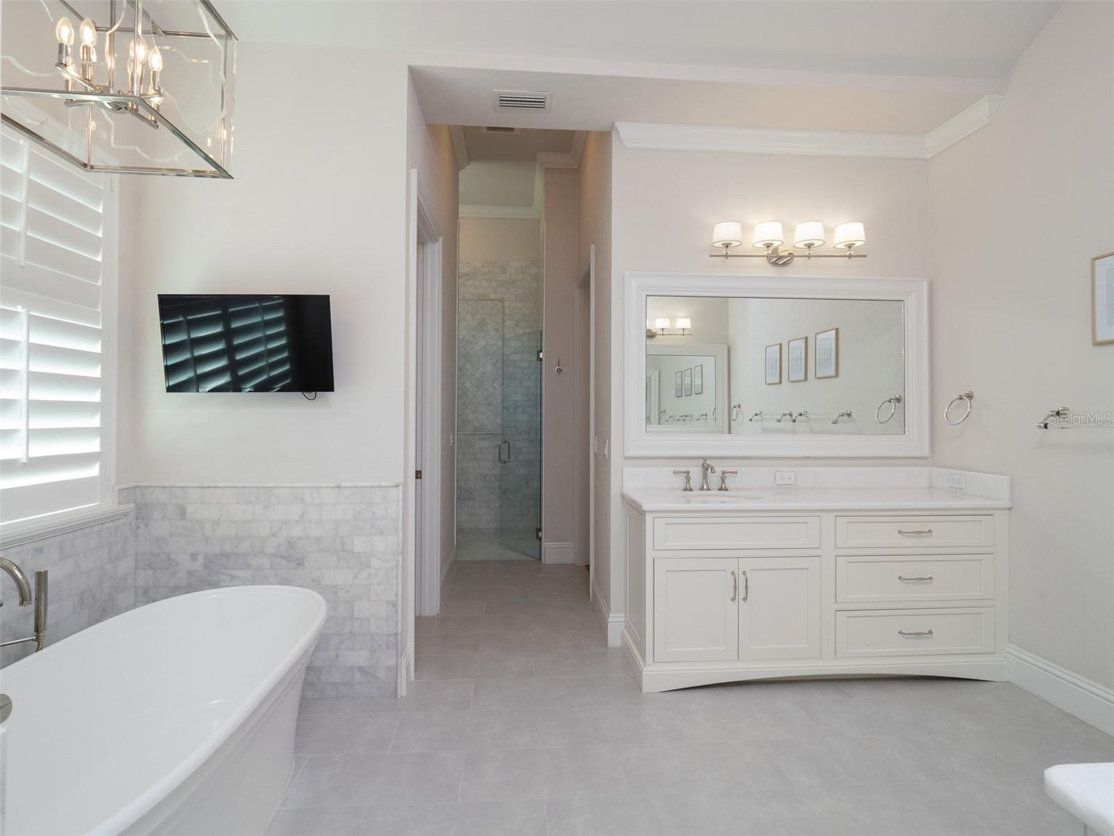 OAKMONT PH 2 PB 32 PG 30 - Residential