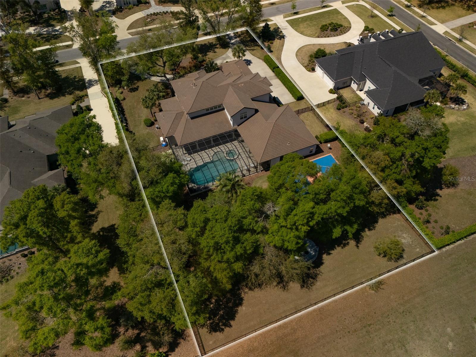 OAKMONT PH 2 PB 32 PG 30 - Residential