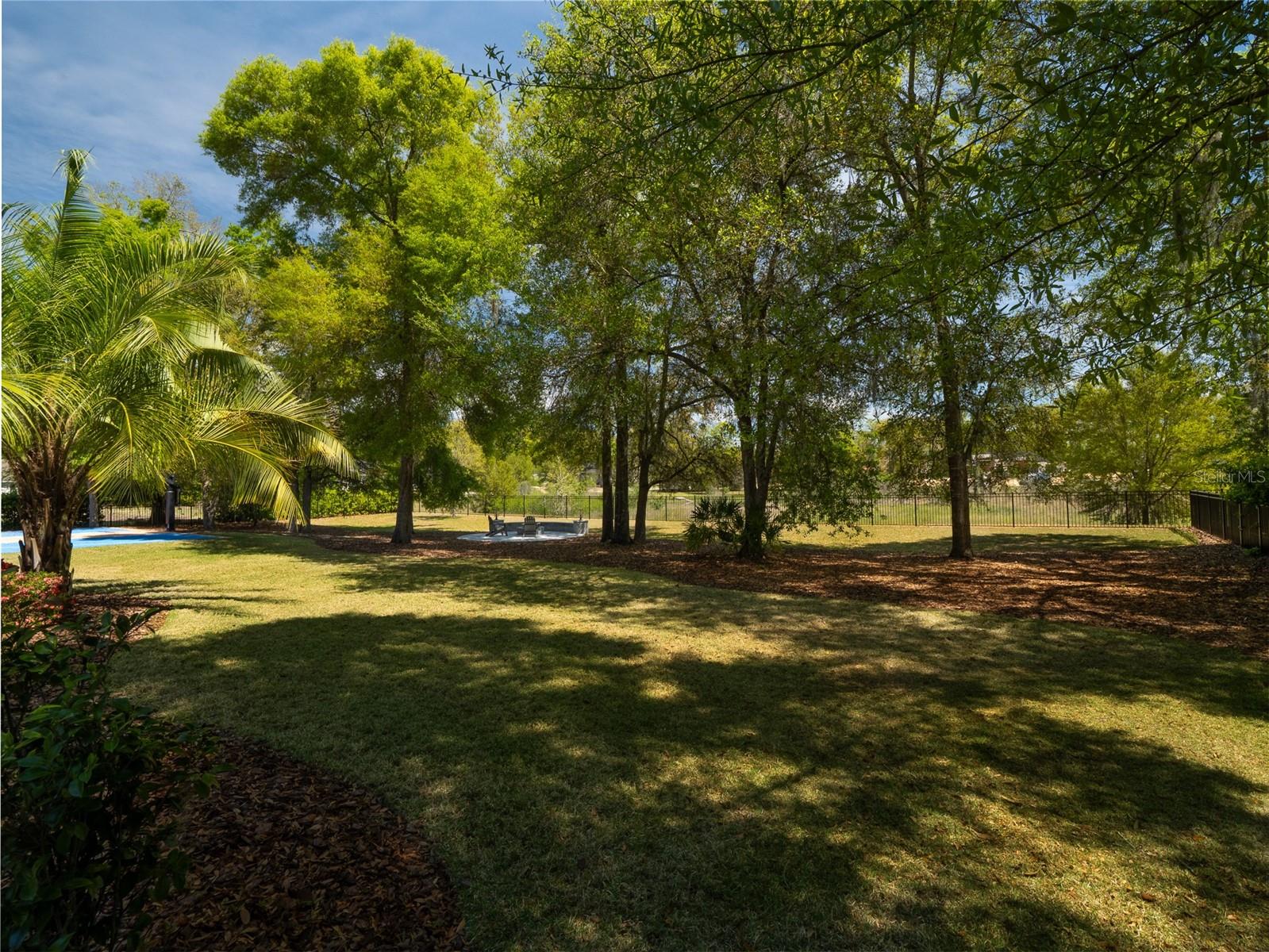 OAKMONT PH 2 PB 32 PG 30 - Residential