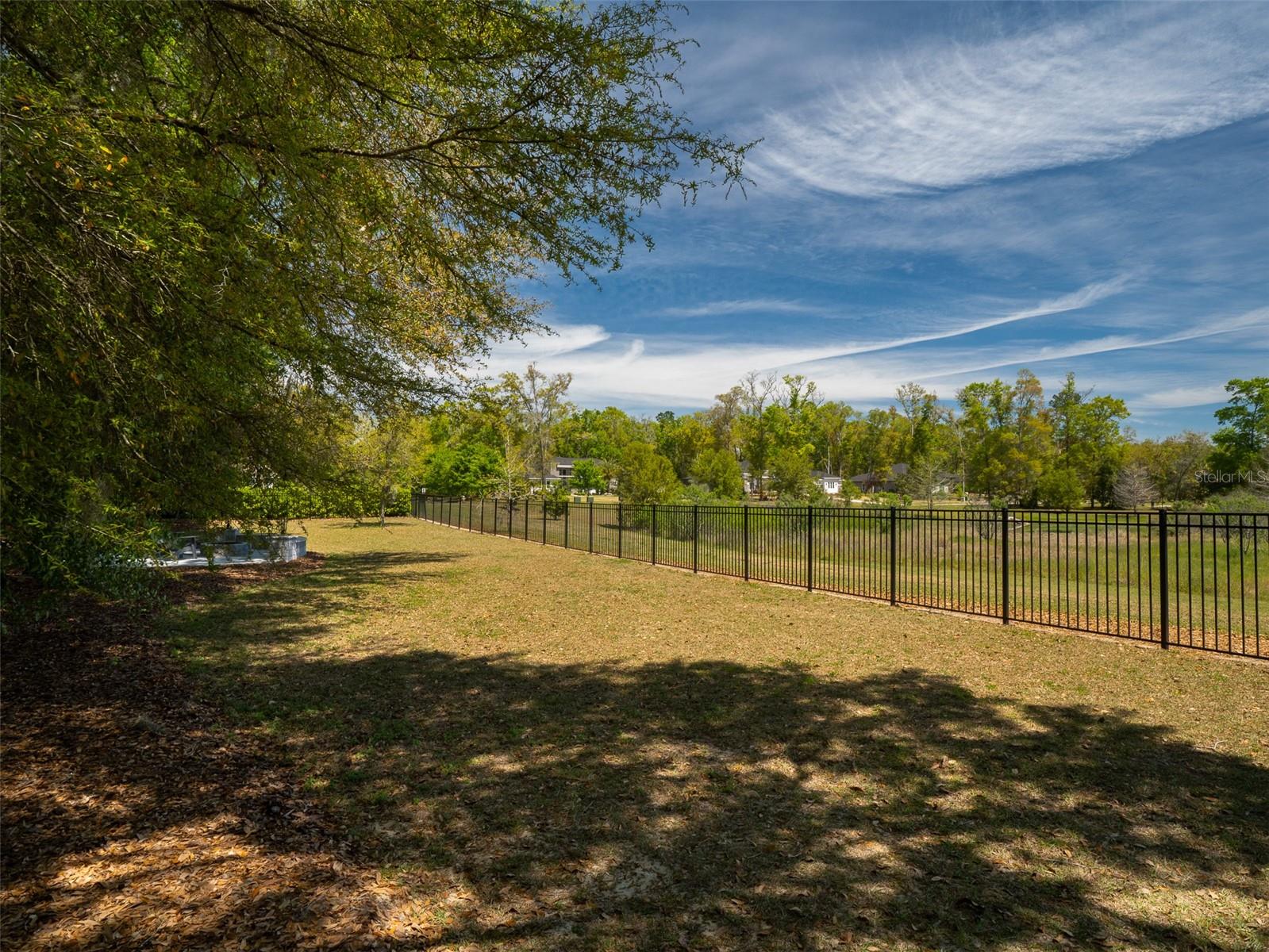 OAKMONT PH 2 PB 32 PG 30 - Residential