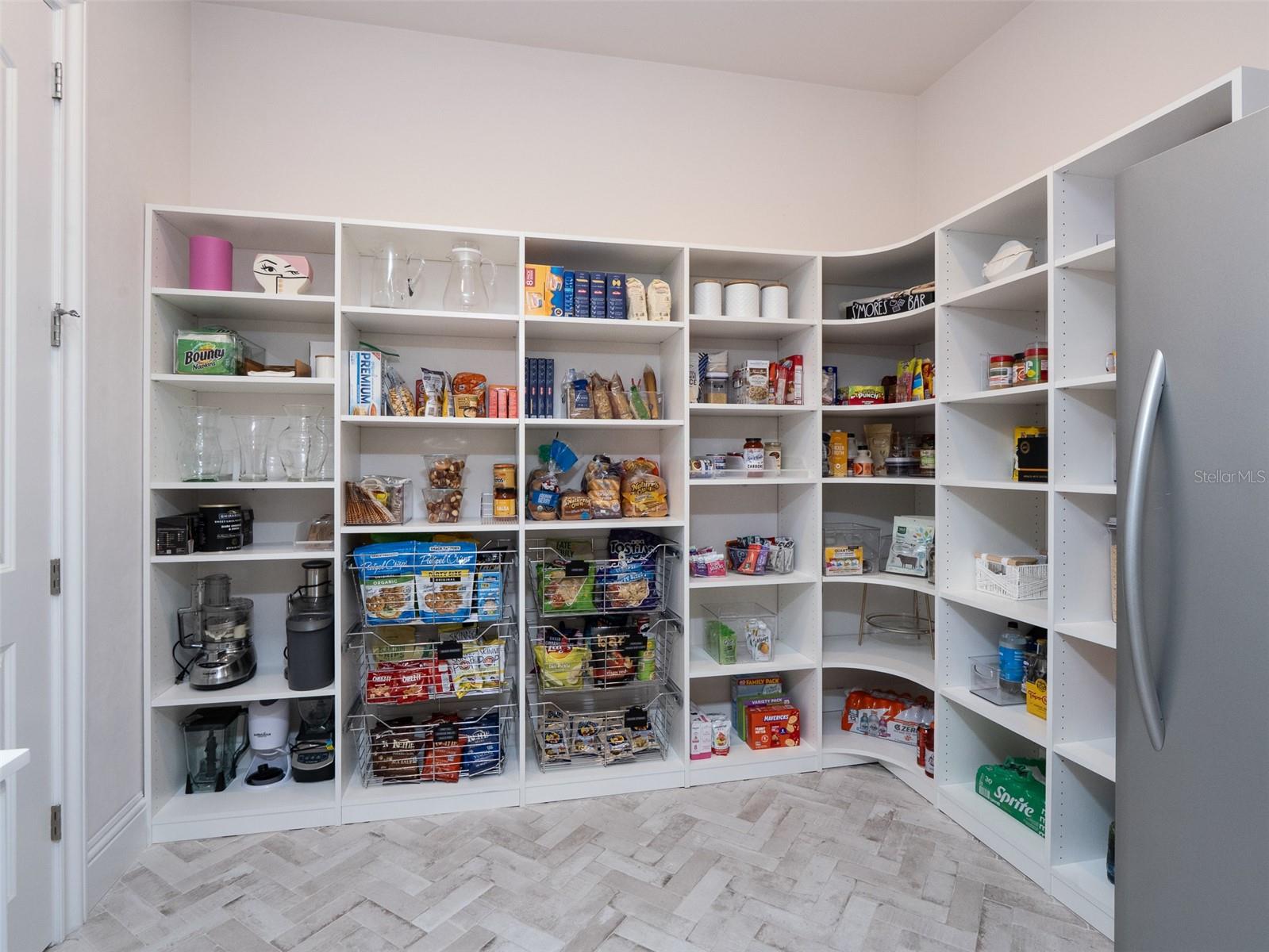 OAKMONT PH 2 PB 32 PG 30 - Residential