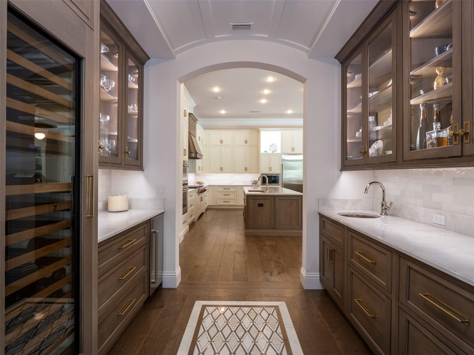 OAKMONT PH 2 PB 32 PG 30 - Residential