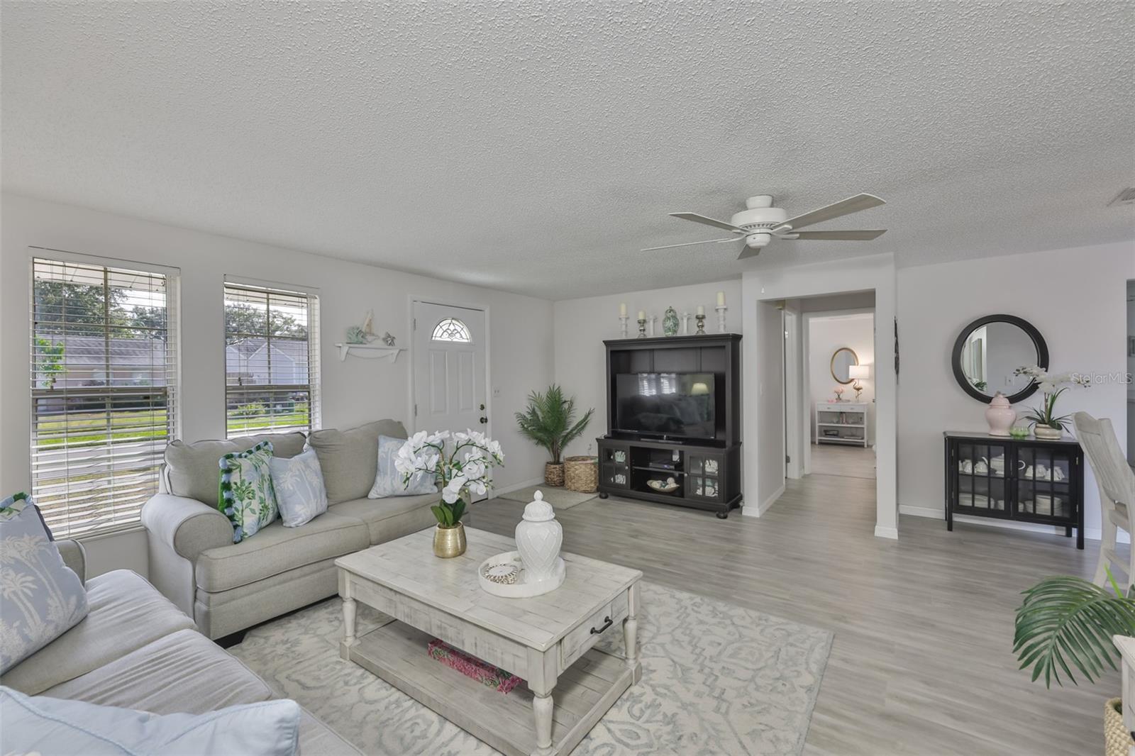 BONNIE PINES - Residential