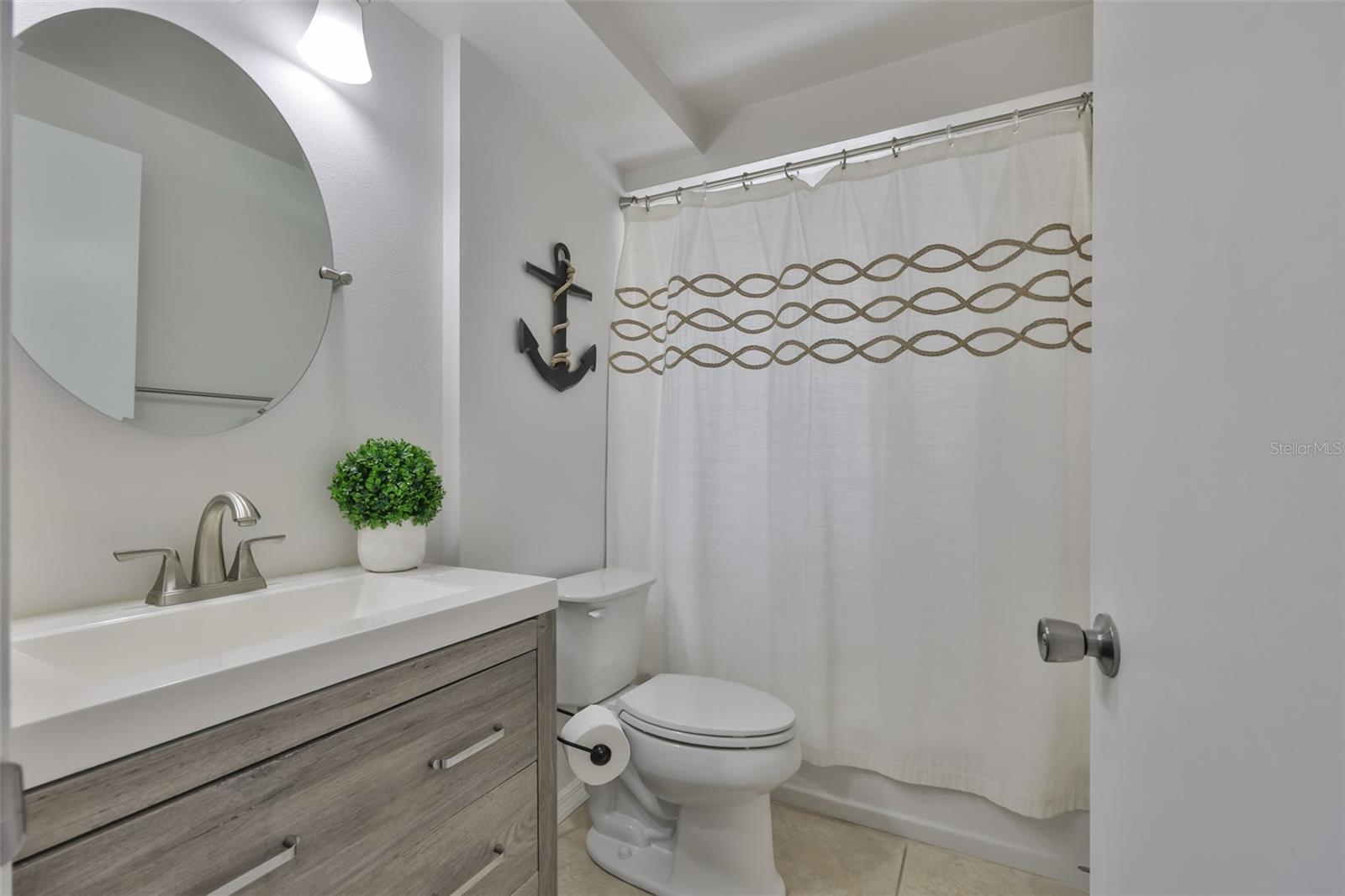 BONNIE PINES - Residential