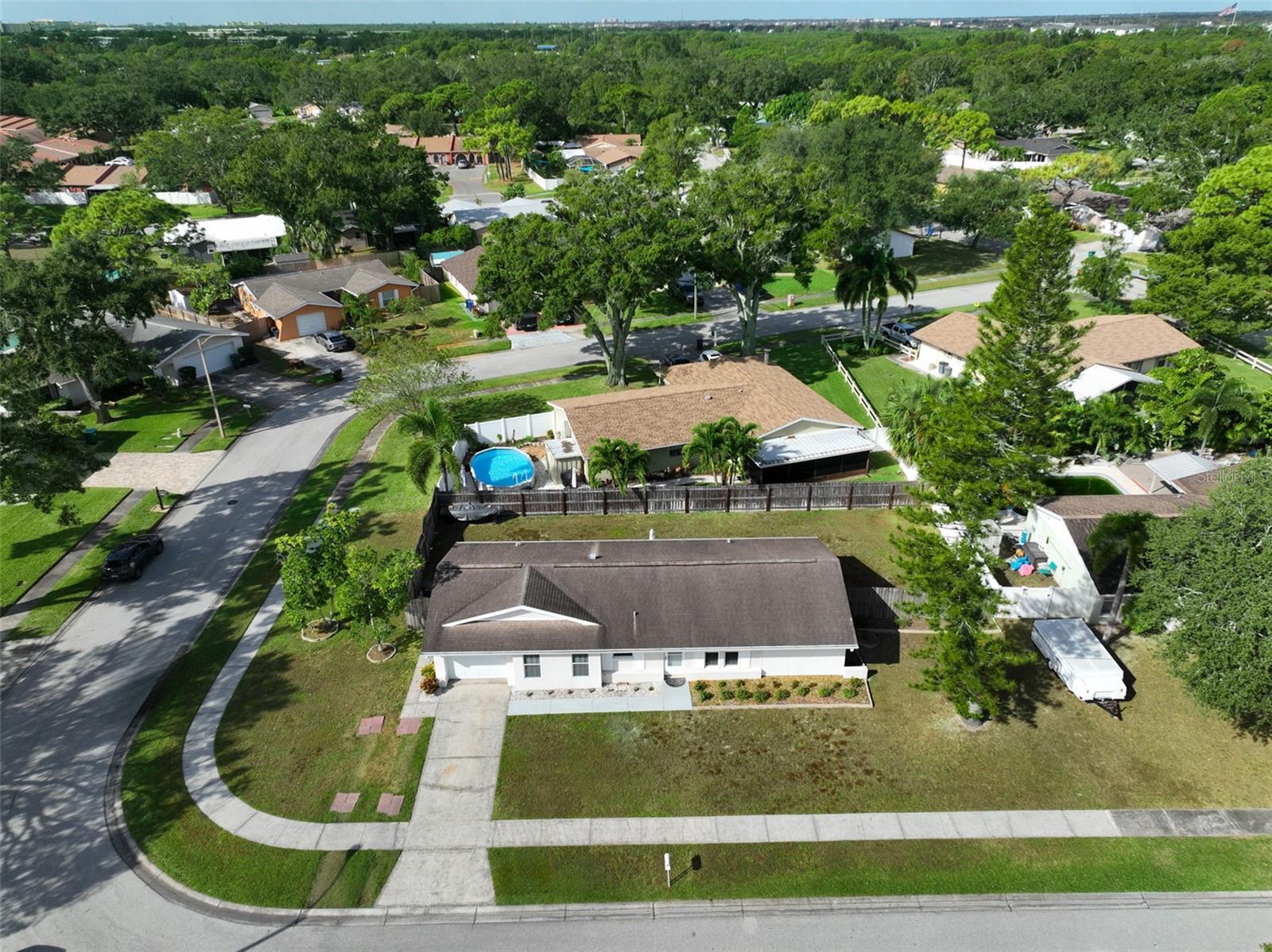 BONNIE PINES - Residential