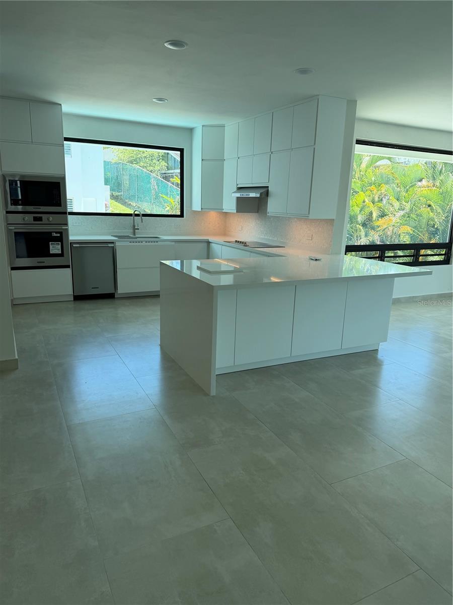 SAN FRANCISCO - Residential