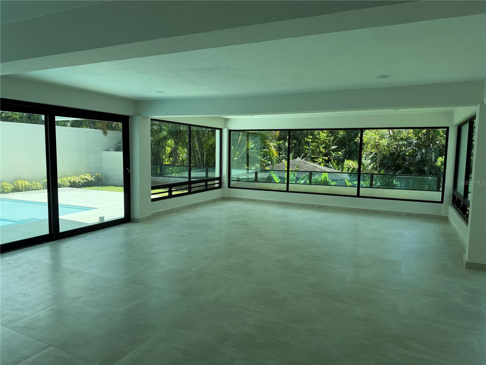 SAN FRANCISCO - Residential