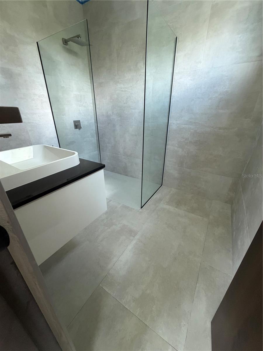 SAN FRANCISCO - Residential