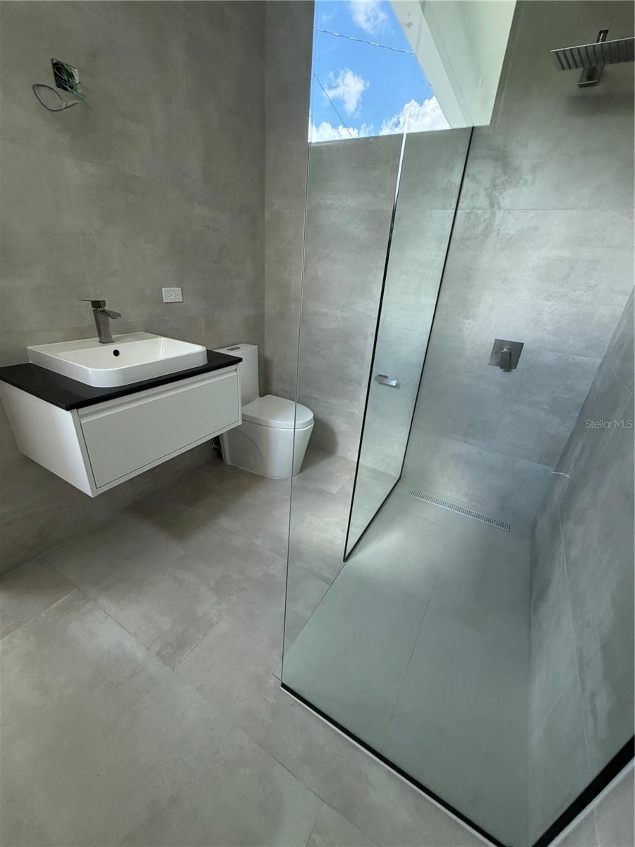 SAN FRANCISCO - Residential