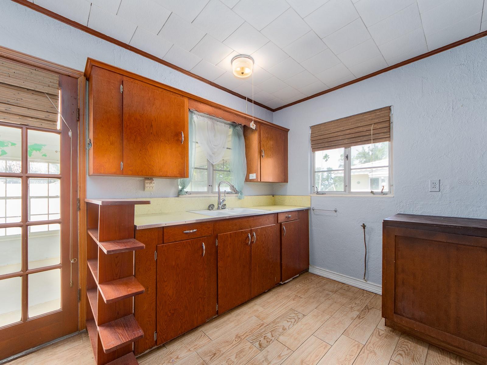 CRYSTAL BEACH REV - Residential