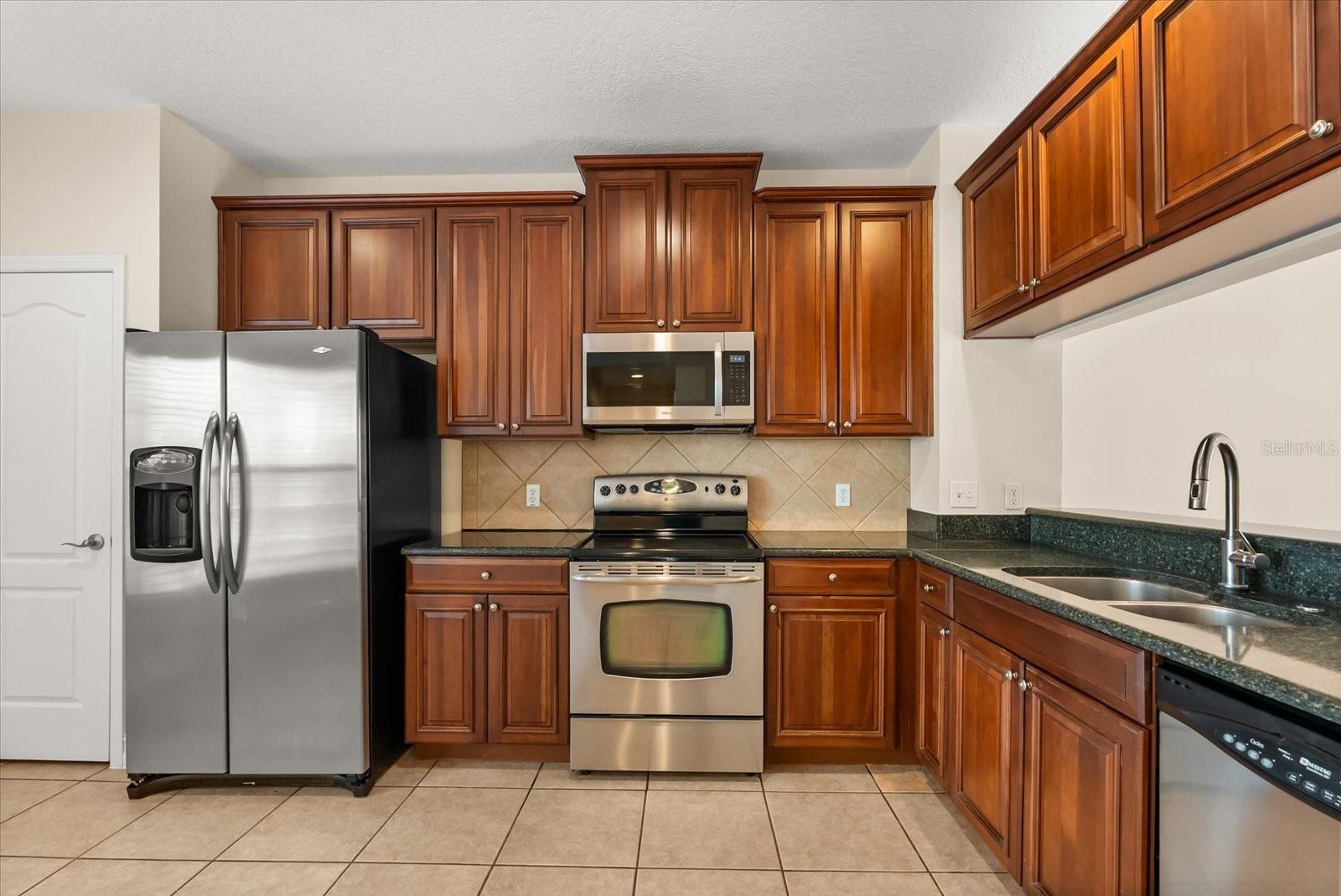 FOUNTAIN PARKE AT LAKE MARY - Residential