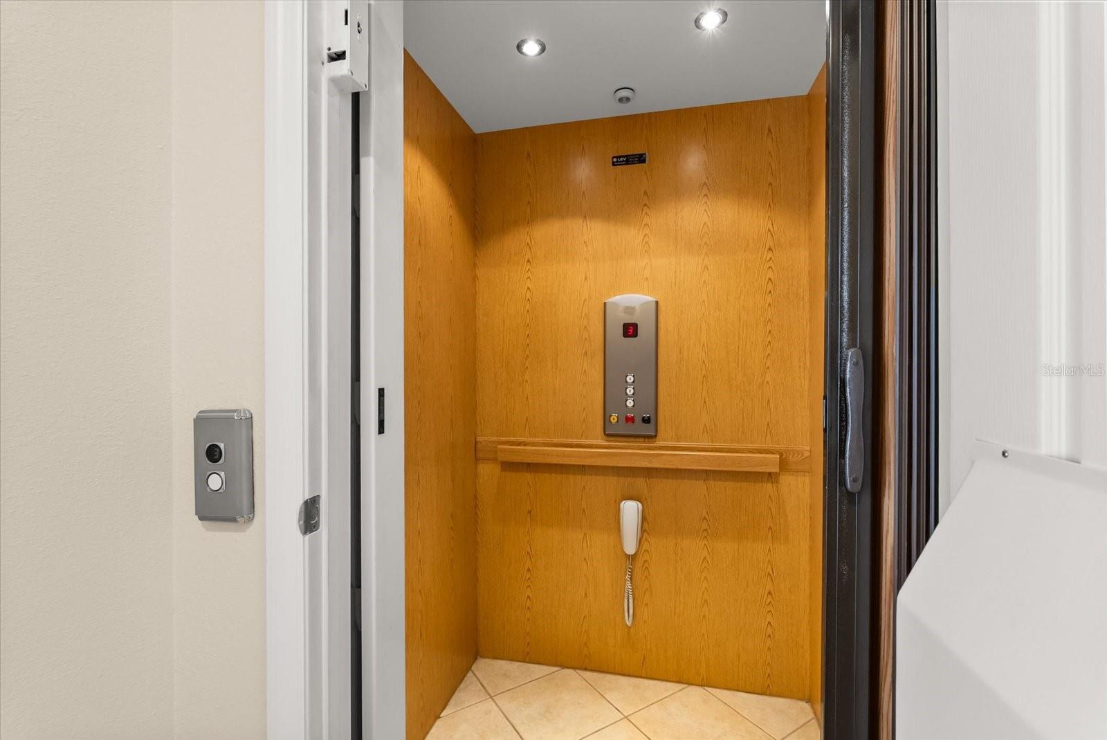 FOUNTAIN PARKE AT LAKE MARY - Residential