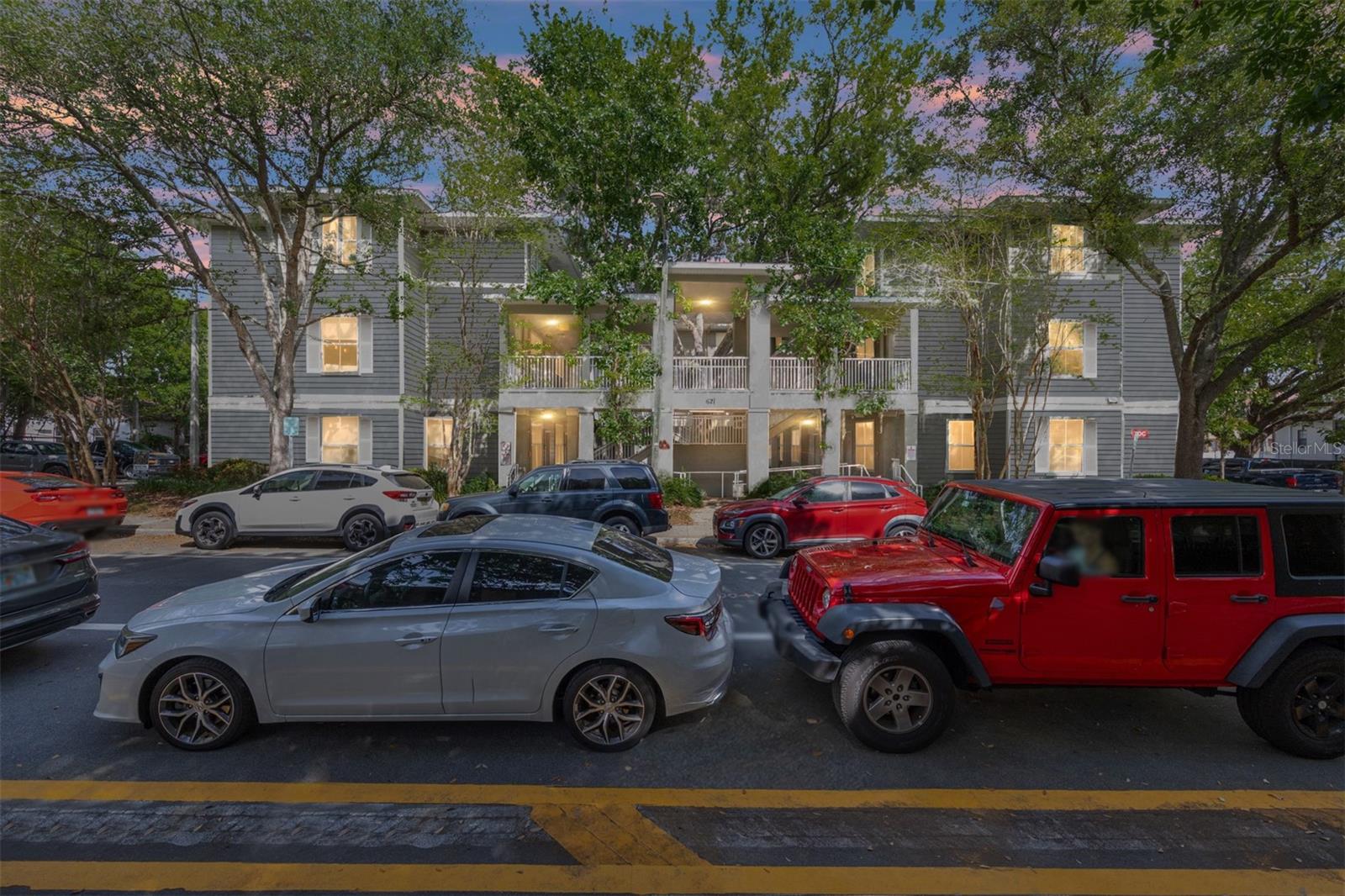 TAYLOR SQUARE CONDO - Residential