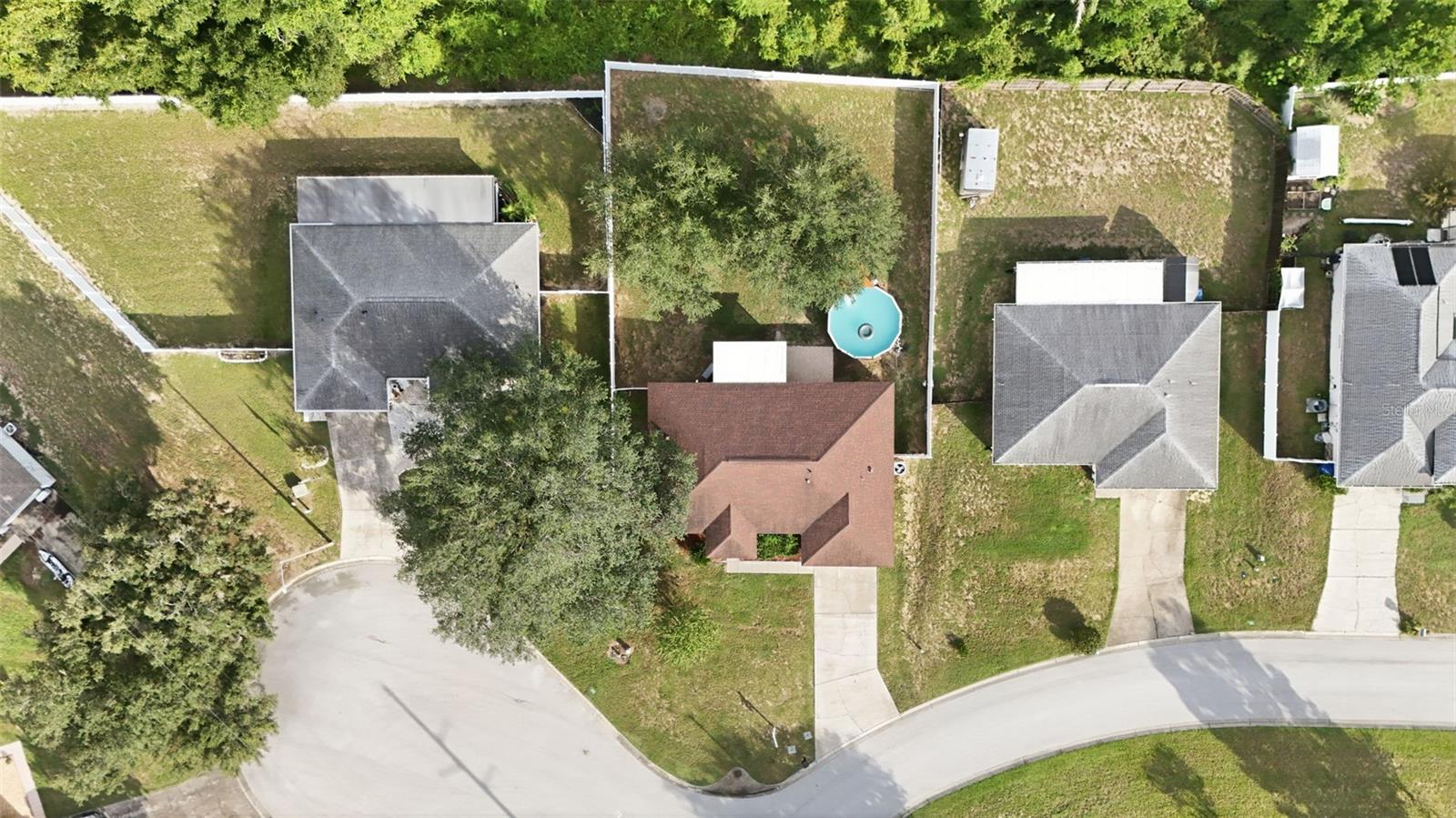 236 COUNTRY LAKES CIRCLE