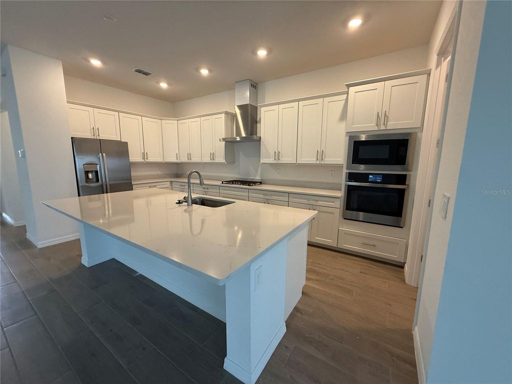 Photo of 19150 Cherrystone Way, Bradenton, FL 34211 (MLS # A4670665)