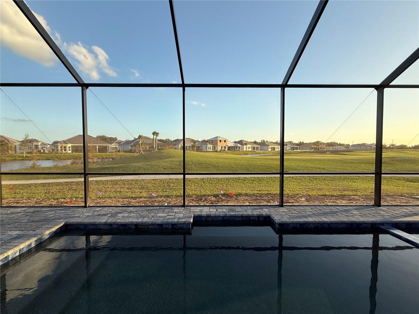 CALUSA COUNRY CLUB - Residential Lease