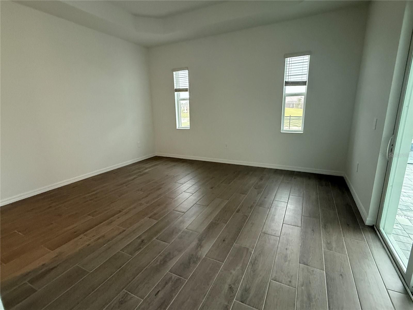 CALUSA COUNRY CLUB - Residential Lease