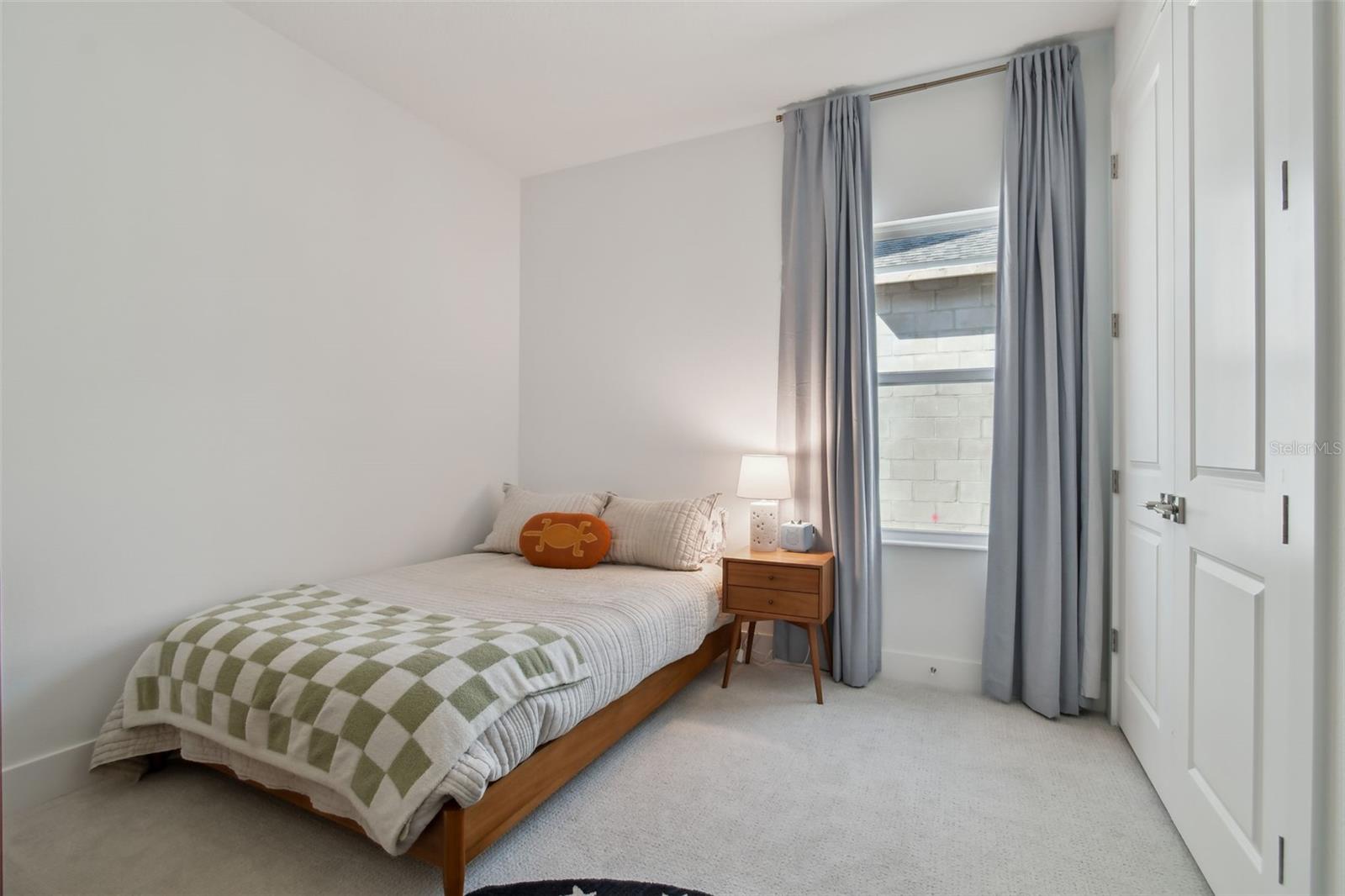 WATERSET WOLF CRK PH G1 - Residential