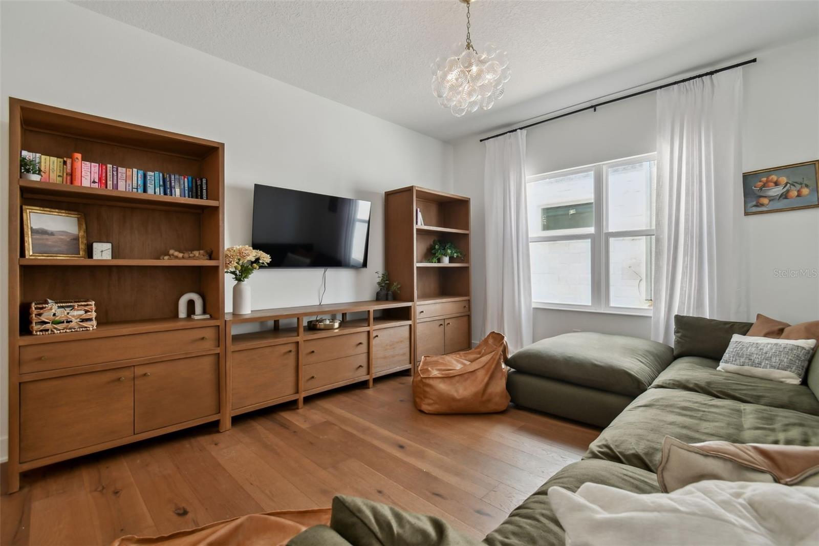 WATERSET WOLF CRK PH G1 - Residential