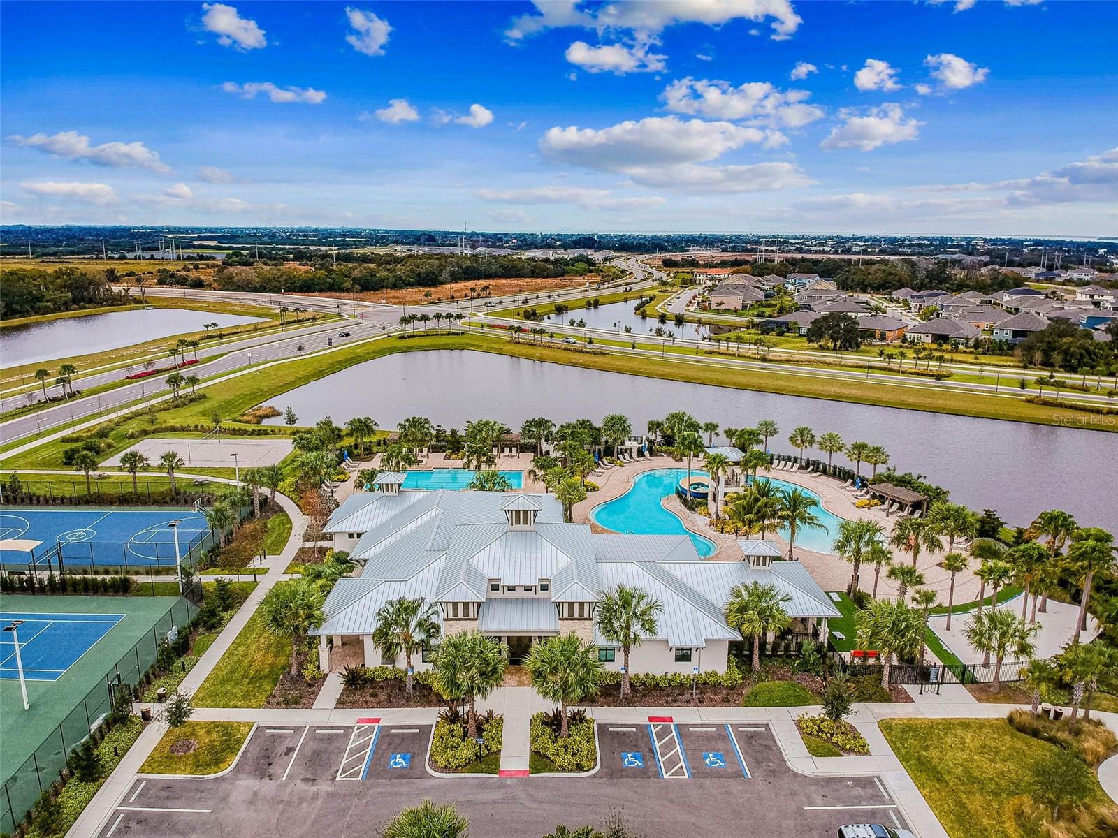 WATERSET WOLF CRK PH G1 - Residential