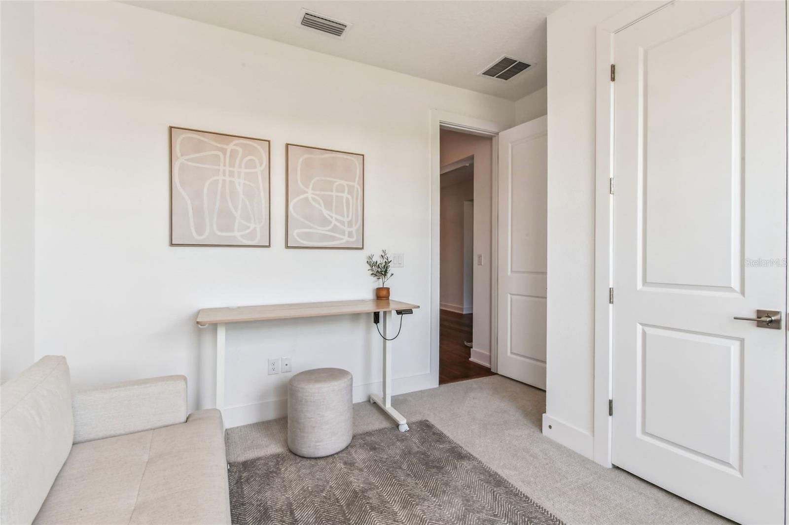 WATERSET WOLF CRK PH G1 - Residential