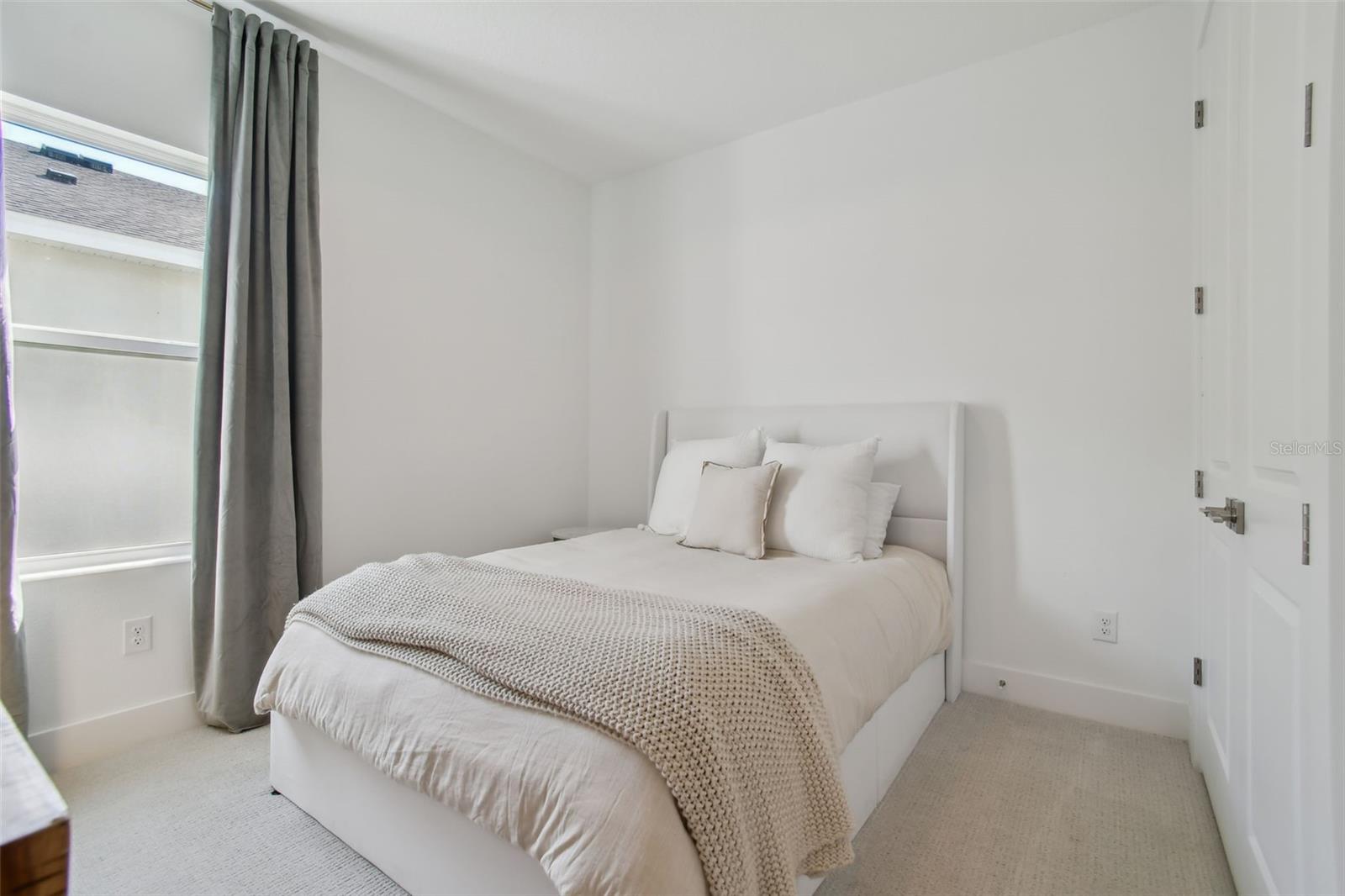 WATERSET WOLF CRK PH G1 - Residential