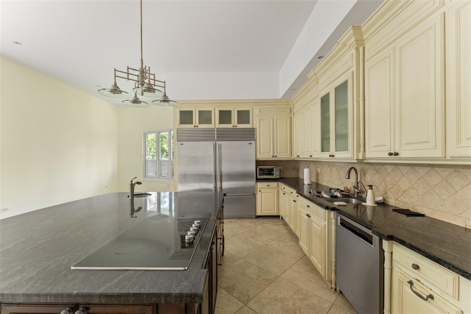 LOS PASEOS DEV - Residential