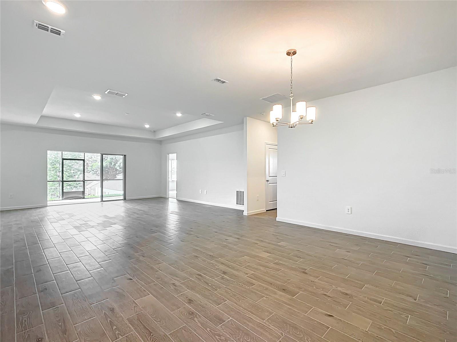 GRAND PARK NORTH - Residential Lease