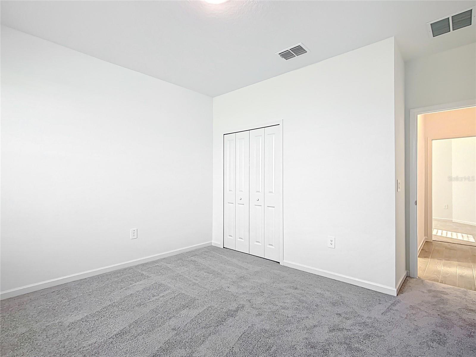 GRAND PARK NORTH - Residential Lease