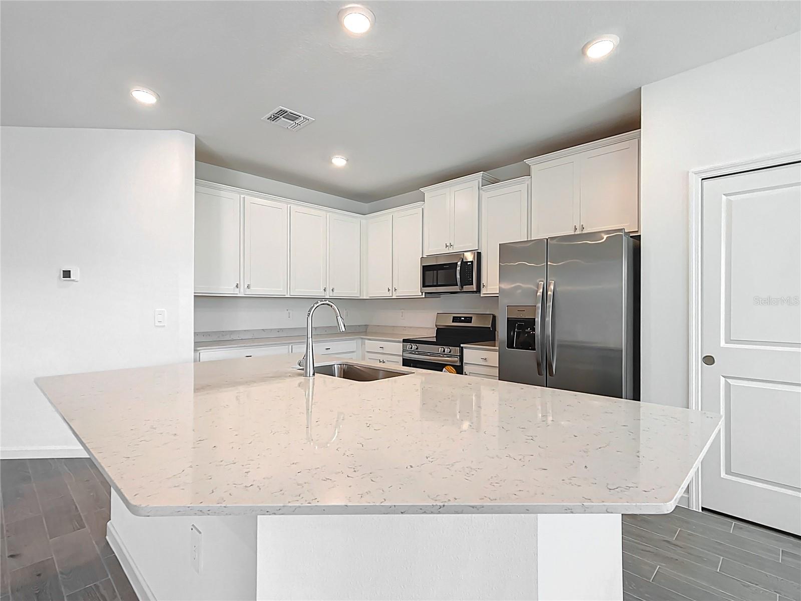 GRAND PARK NORTH - Residential Lease