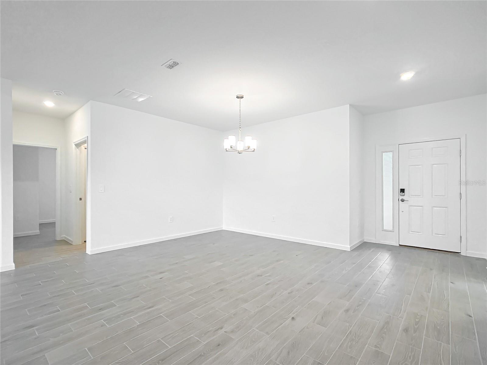 GRAND PARK NORTH - Residential Lease