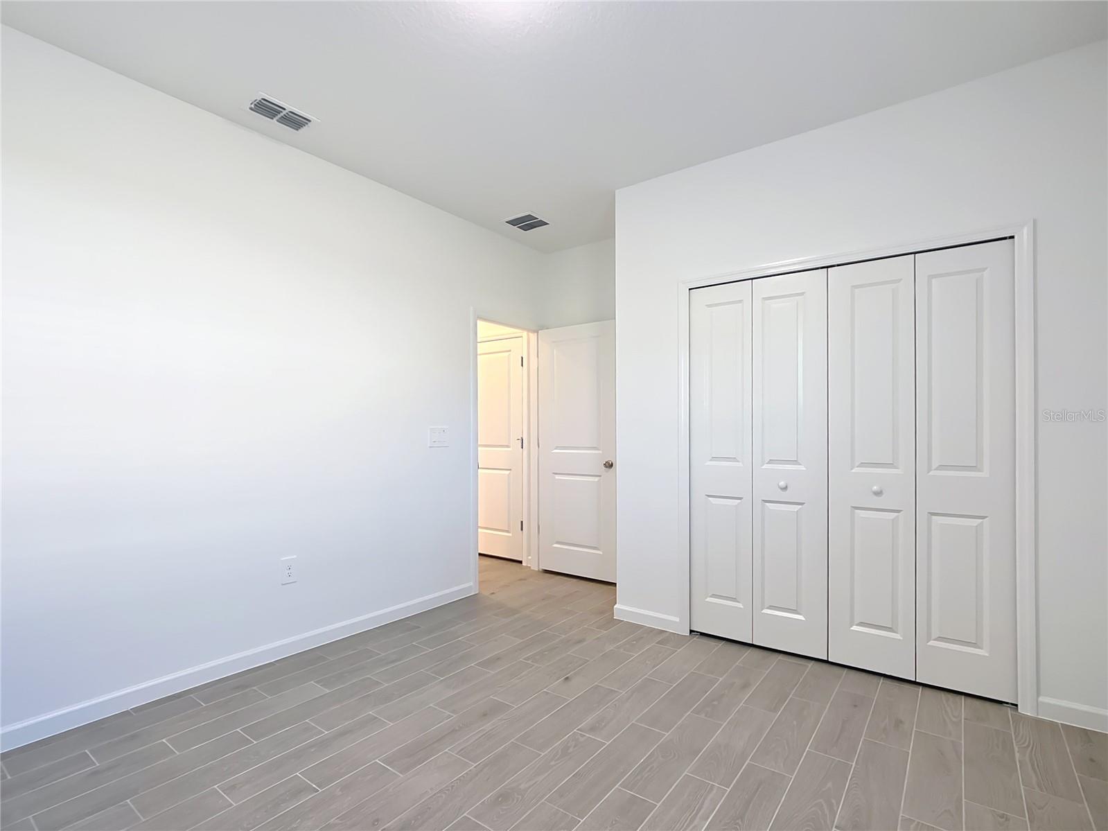 GRAND PARK NORTH - Residential Lease