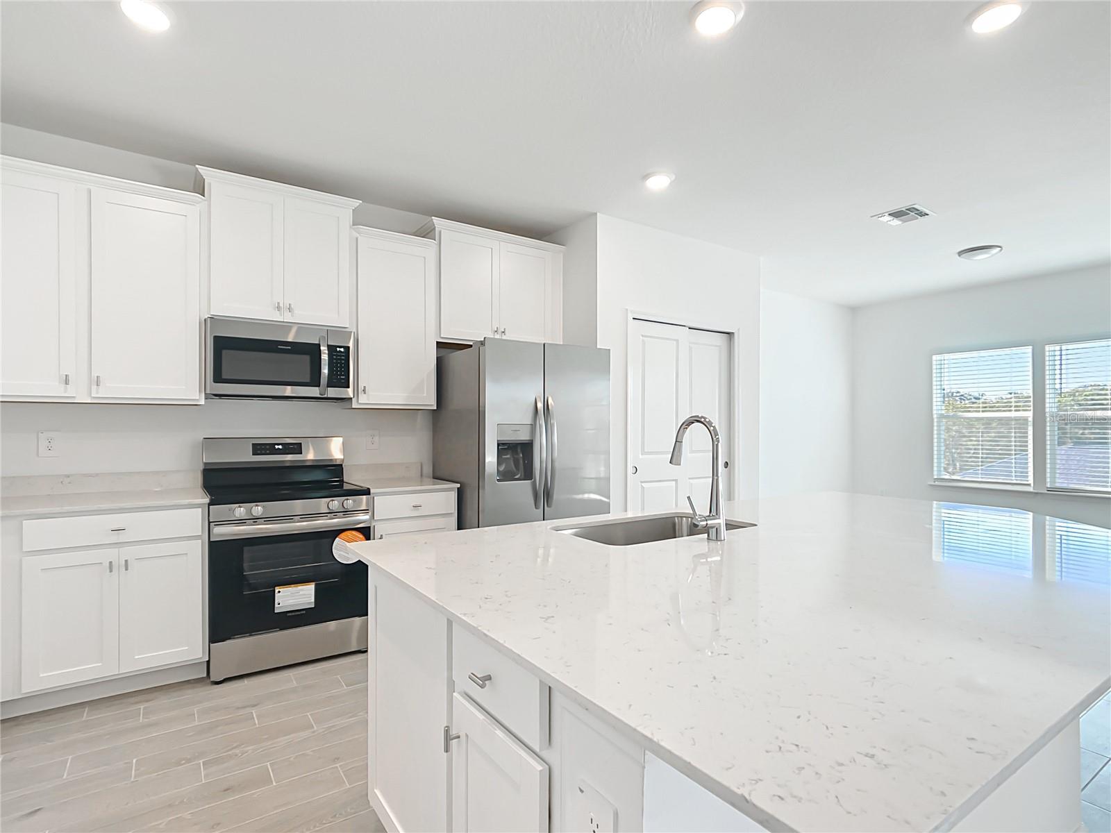 GRAND PARK NORTH - Residential Lease